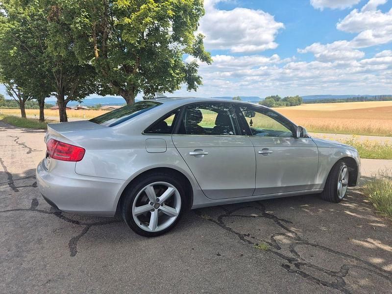Gebraucht Audi A4 Ambiente 163 PS (119 kW) 2008 Silber Limousine