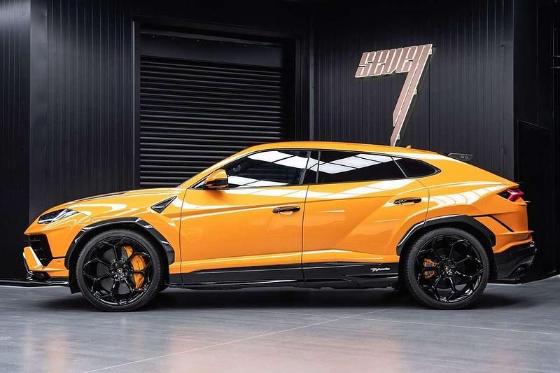 Gebraucht Lamborghini Urus 650 PS (478 kW) 2025 Arancio borealis SUV