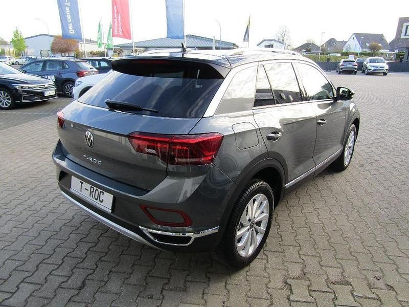 Gebraucht VW T-Roc Style 110 PS (80 kW) 2023 Grau SUV