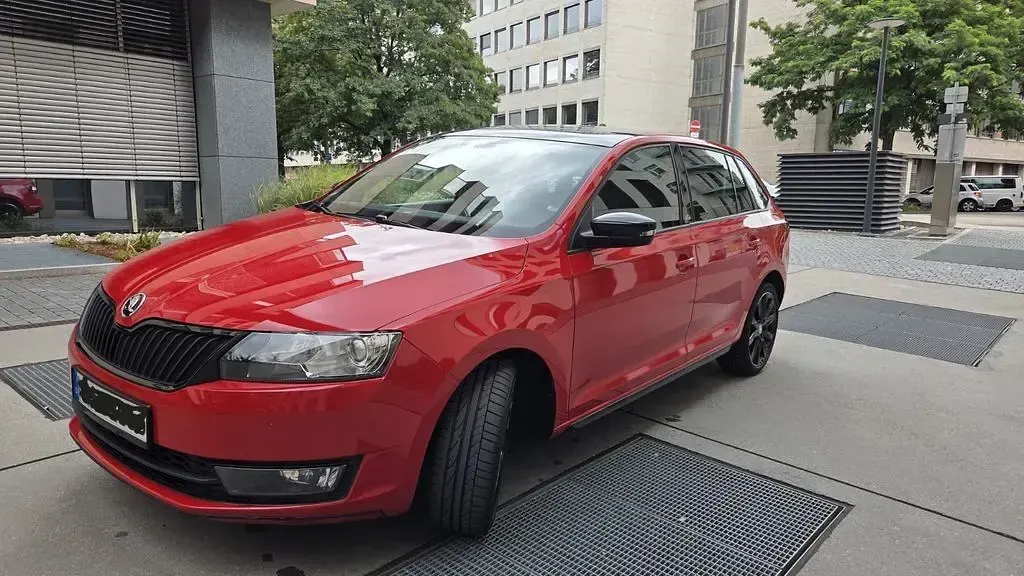 Gebraucht Skoda Rapid Monte Carlo 125 PS (91 kW) 2016 Rot Kleinwagen