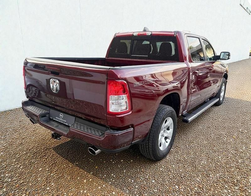 Second-hand Dodge Ram 401 CP (294 kW) 2021 Roșu Pickup