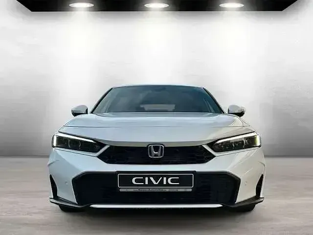Gebraucht Honda Civic Advance 184 PS (135 kW) 2026 Weiß Limousine