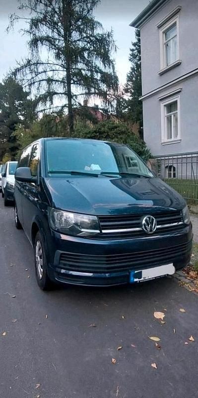 Blau Gebraucht 2015 VW T6 Trendline Van | 23.499 € - Bild 1/4