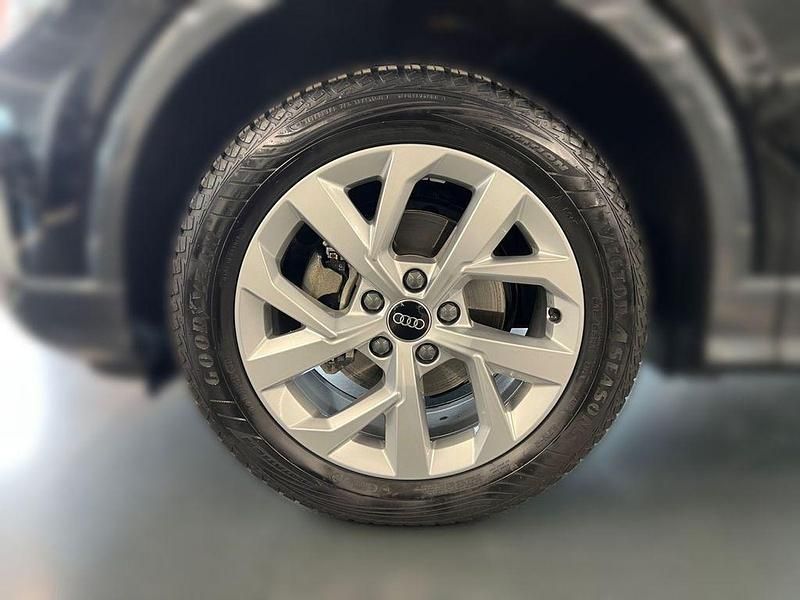 Gebraucht Audi Q2 Advanced Plus 150 PS (110 kW) 2025 Mythosschwarz metallic SUV