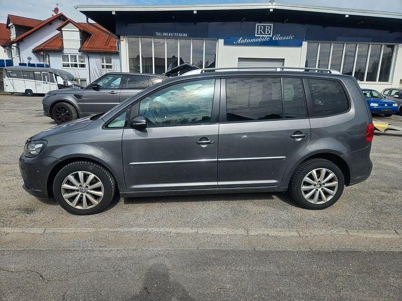 Gebraucht VW Touran Highline 170 PS (125 kW) 2012 Grau Van / Kleinbus