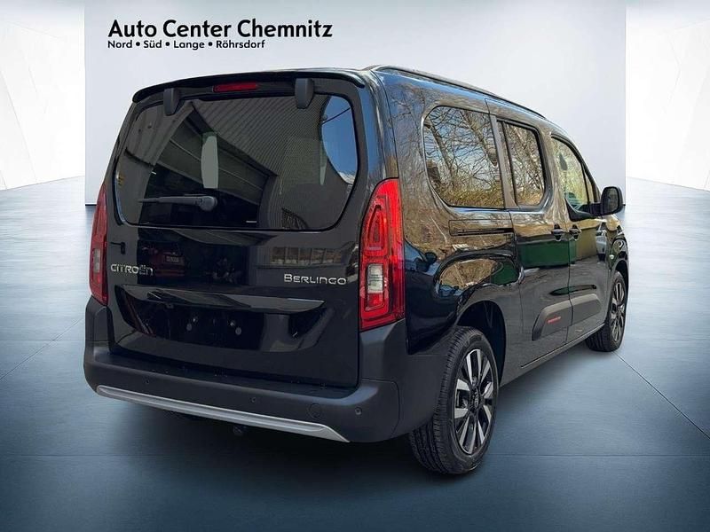 Neu Citroën Berlingo 131 PS (96 kW) 2026 Lackierung schwarz perla nera/ Van / Kleinbus