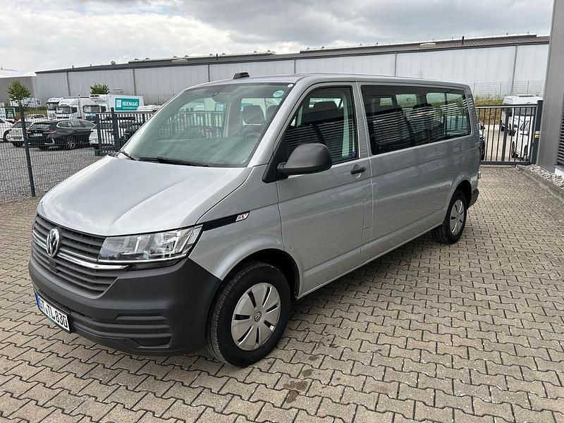 Silber Gebraucht 2024 VW T6.1 Comfortline Van | 37.980 € (Superpreis) - Bild 1/4