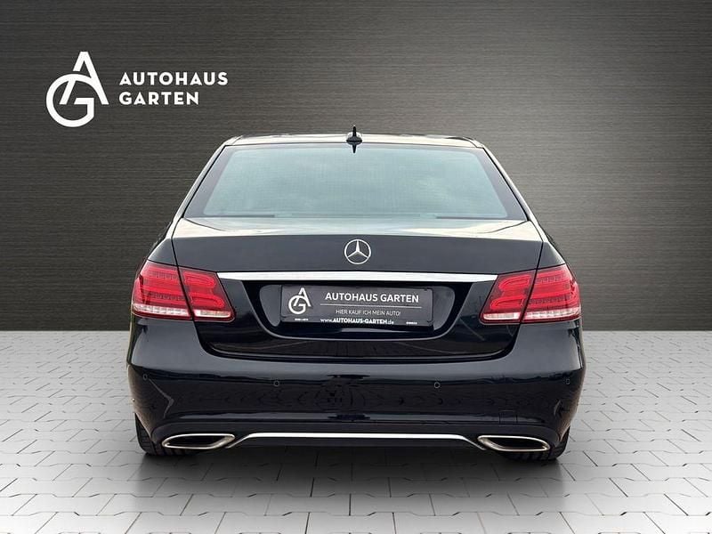 Gebraucht Mercedes E250 Avantgarde 211 PS (155 kW) 2014 Schwarz Limousine