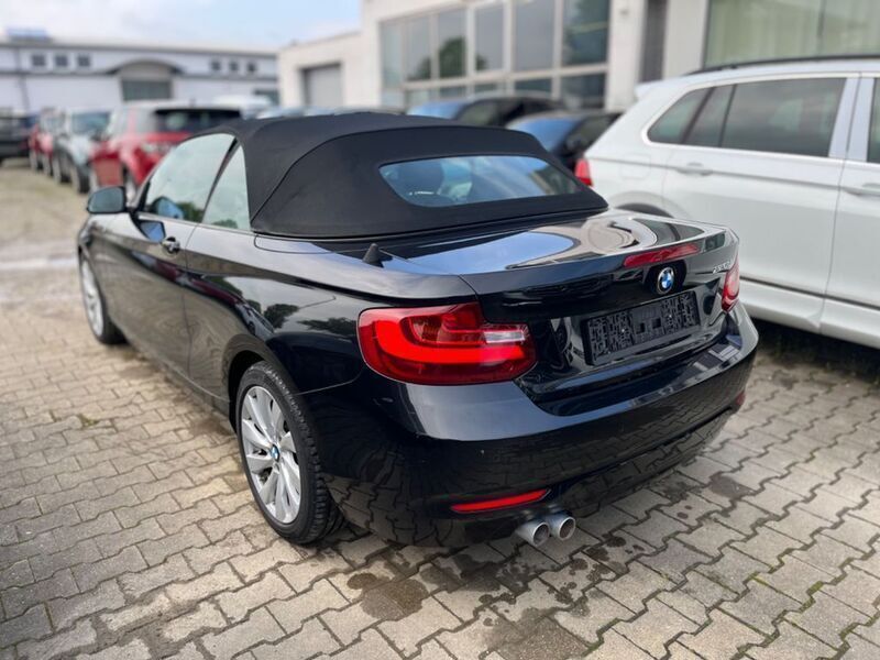 Gebraucht BMW 220 190 PS (139 kW) 2015 Schwarz metallic Cabrio