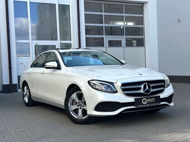 Weiß Gebraucht 2018 Mercedes E300 Avantgarde Limousine | 28.950 € (Guter Preis) - Bild 1/4