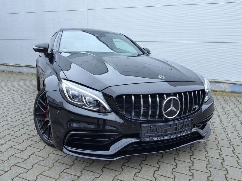 Gebraucht Mercedes C63 AMG AMG 476 PS (350 kW) 2018 Obsidianschwarz  metalliclack Coupé