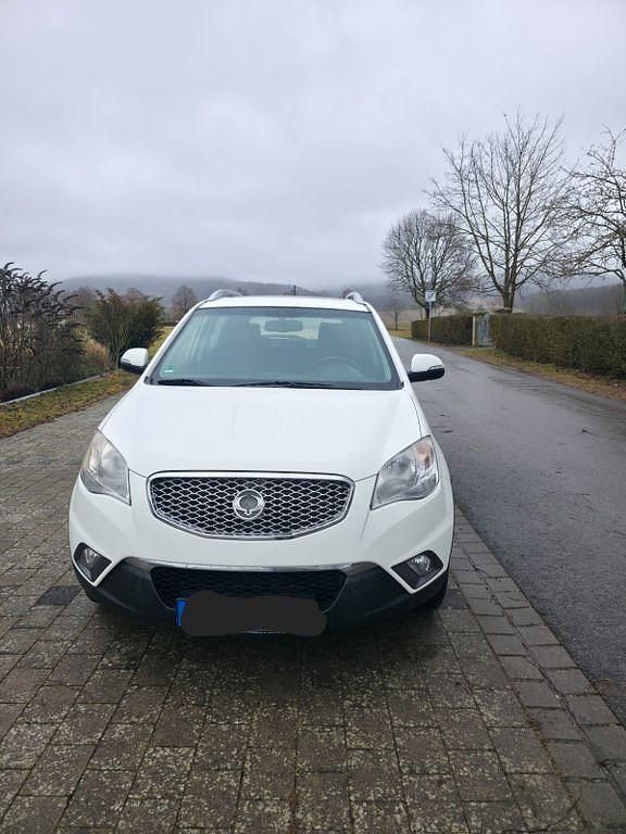Gebraucht Ssangyong (KGM) Korando 175 PS (128 kW) 2013 Weiß SUV