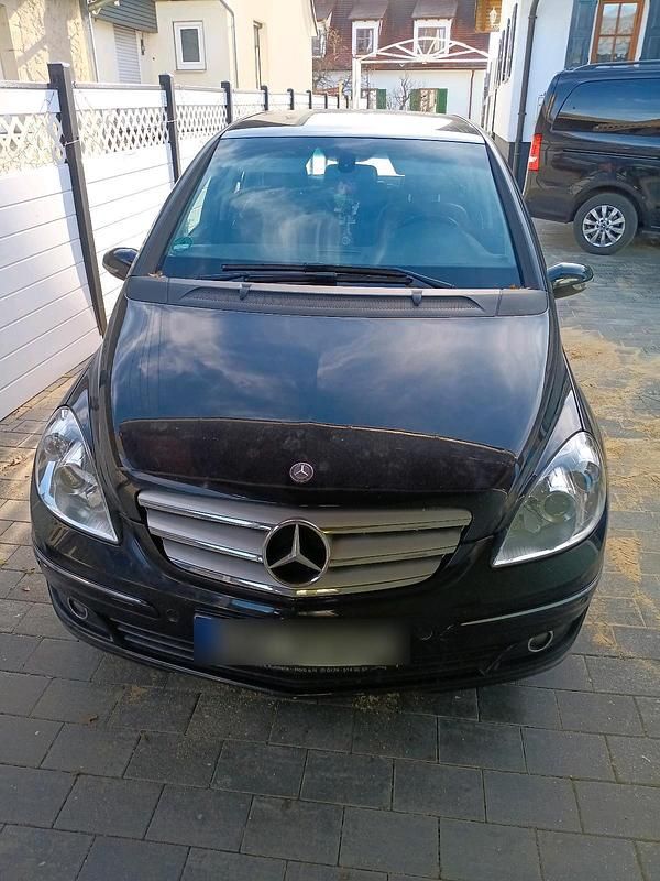 Schwarz Gebraucht 2006 Mercedes B170 Van / Kleinbus | 1.999 € (Guter Preis) - Bild 1/4