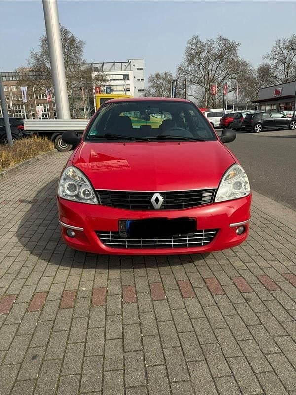 Gebraucht Renault Clio II Campus 58 PS (42 kW) 2011 Rot Kleinwagen