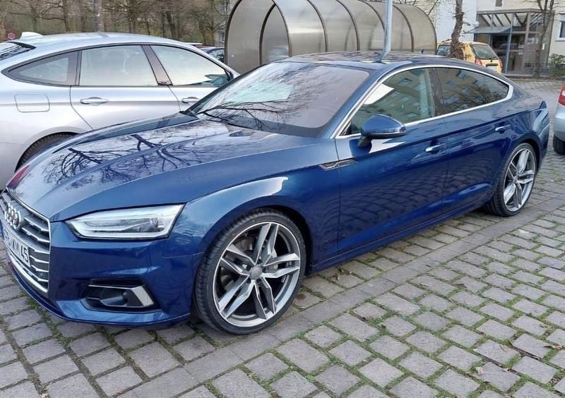 Gebraucht Audi A5 Sportback 218 PS (160 kW) 2016 Blau Kleinwagen