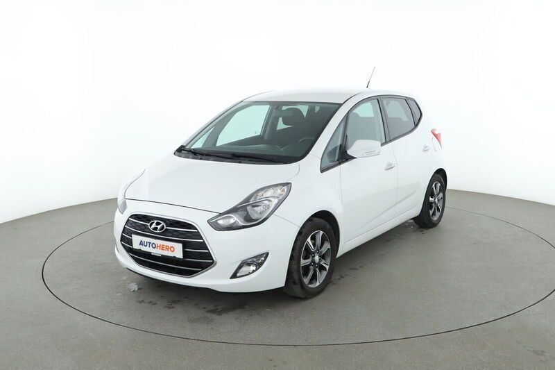 Weiß Gebraucht 2018 Hyundai ix20 Space Plus Van / Kleinbus | 12.680 € (Fairer Preis) - Bild 1/4