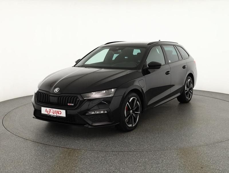 Laser weiss Gebraucht 2018 Skoda Octavia RS Kombi | 28.990 € - Bild 1/4