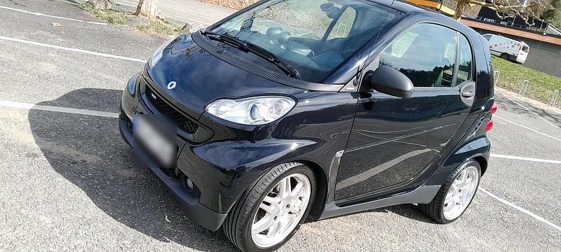 Gebraucht Smart ForTwo Coupé 98 PS (72 kW) 2010 Schwarz Coupé