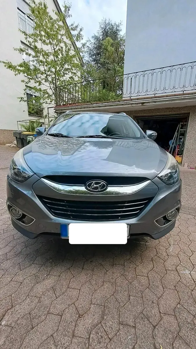 Gebraucht Hyundai Tucson 116 PS (85 kW) 2015 Grau SUV