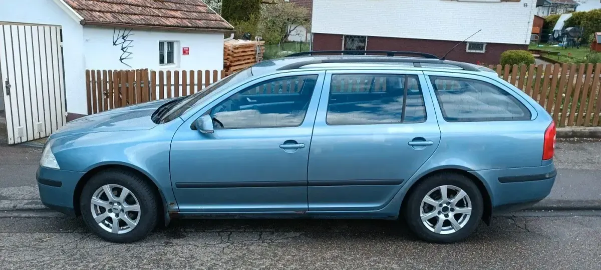 Gebraucht Skoda Octavia Classic 102 PS (75 kW) 2007 Grau Kombi