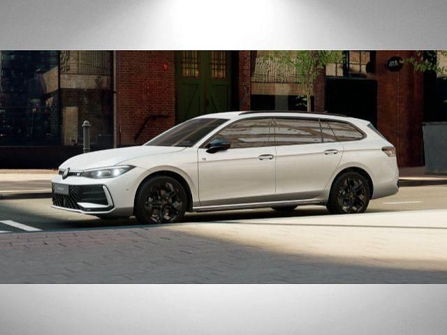Neu VW Passat R-line 150 PS (110 kW) 2025 Oryxweiß perlmutteffekt Limousine