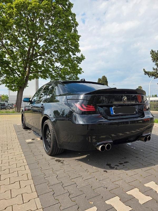 Gebraucht BMW 520 170 PS (125 kW) 2004 Schwarz Limousine