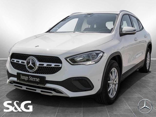Unilack polarweiß Gebraucht 2022 Mercedes GLA200 Business SUV | 29.777 € (Superpreis) - Bild 1/4