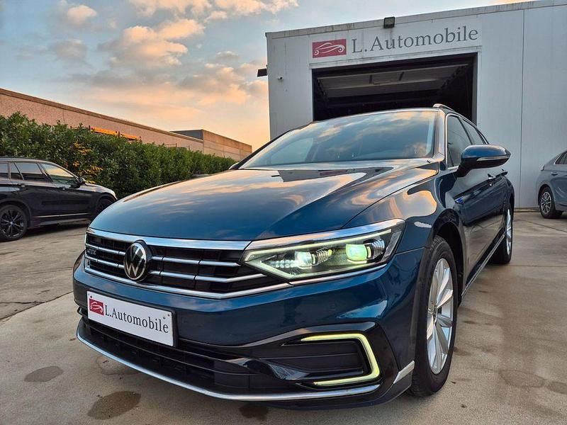 Gebraucht VW Passat GTE 272 PS (200 kW) 2021 Blau Limousine