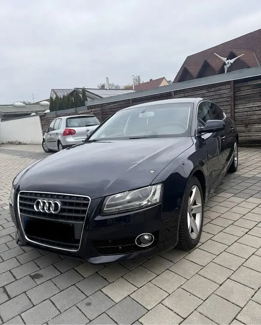 Gebraucht Audi A5 Sportback 179 PS (131 kW) 2011 Blau Kleinwagen