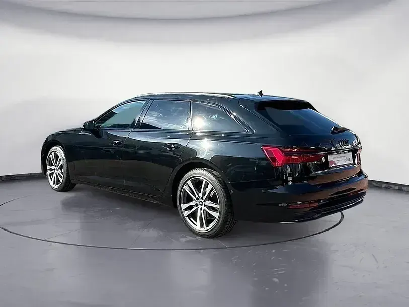 Gebraucht Audi A6 Advanced 204 PS (150 kW) 2025 Schwarz Kombi