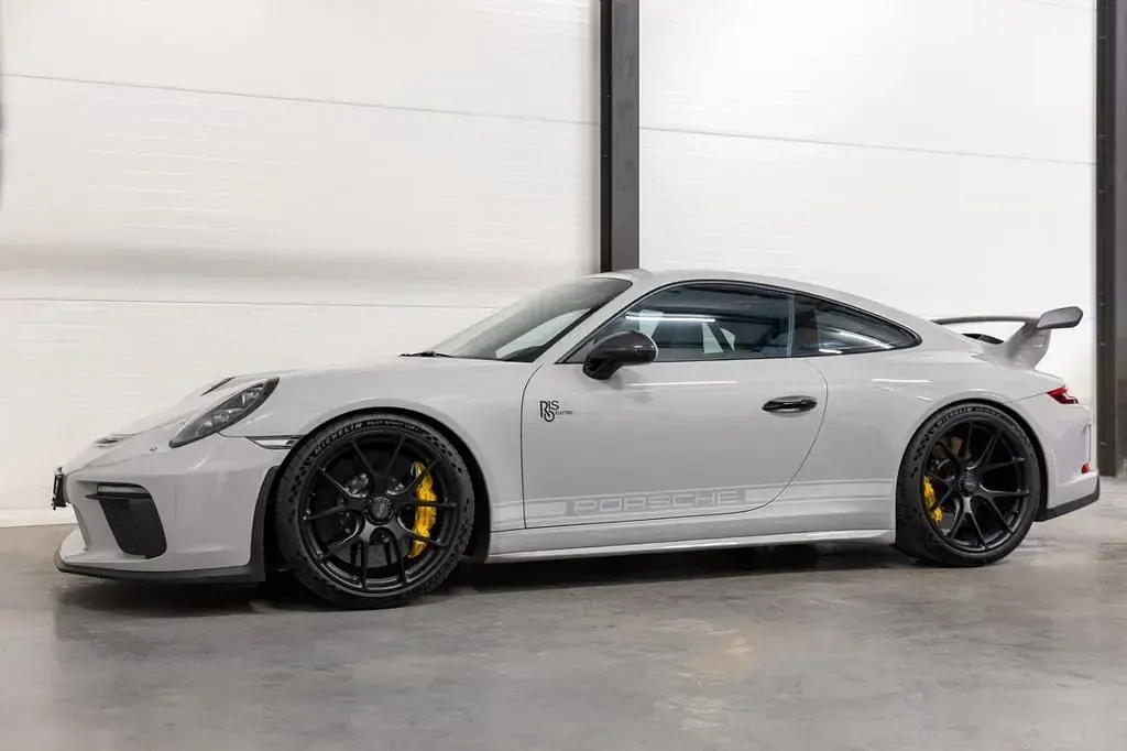 Gebraucht Porsche 992 680 PS (500 kW) 2018 Grau Coupé