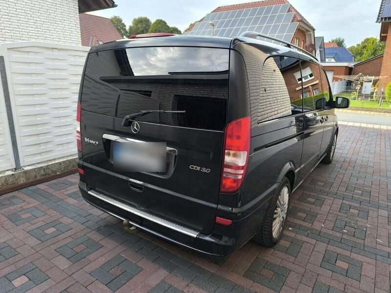 Schwarz Gebraucht 2012 Mercedes Viano Van / Kleinbus | 14.950 € (Guter Preis) - Bild 1/4
