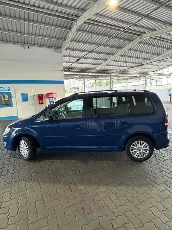 Gebraucht VW Touran 105 PS (77 kW) 2010 Blau Van / Kleinbus
