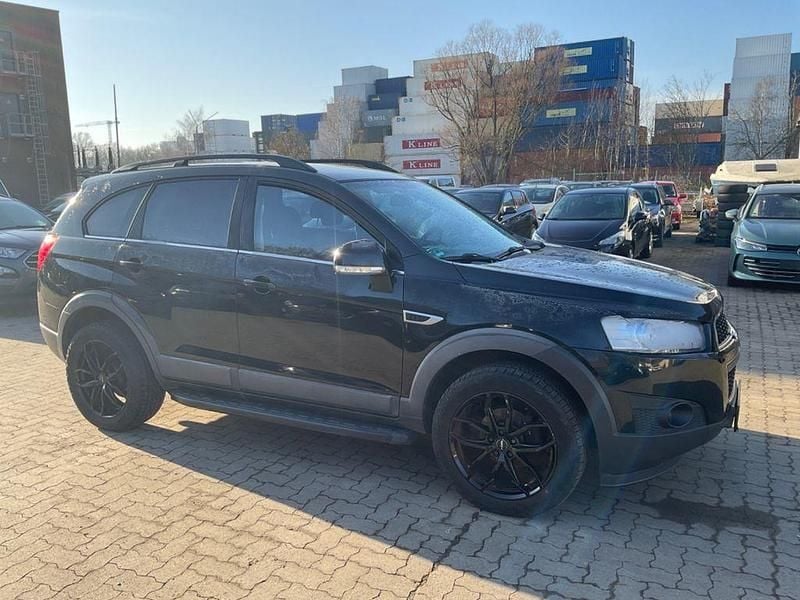 Gebraucht Chevrolet Captiva LS 167 PS (122 kW) 2011 Schwarz SUV