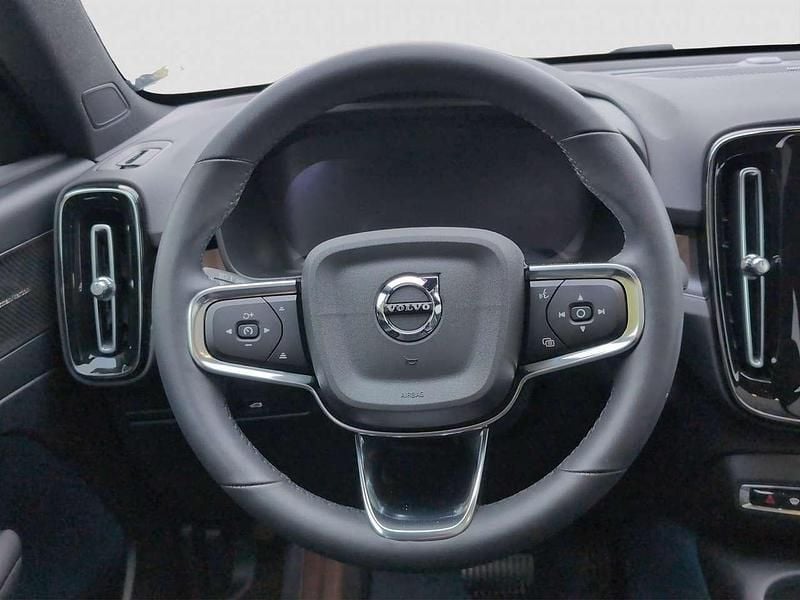 Gebraucht Volvo C40 Ultimate 300 kW (408 PS) 2022 Fjord blue SUV