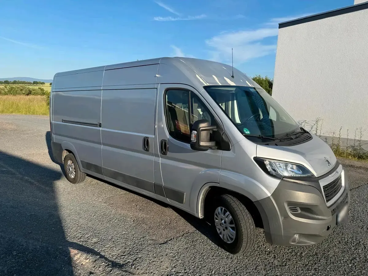 Gebraucht Peugeot Boxer 131 PS (96 kW) 2017 Van