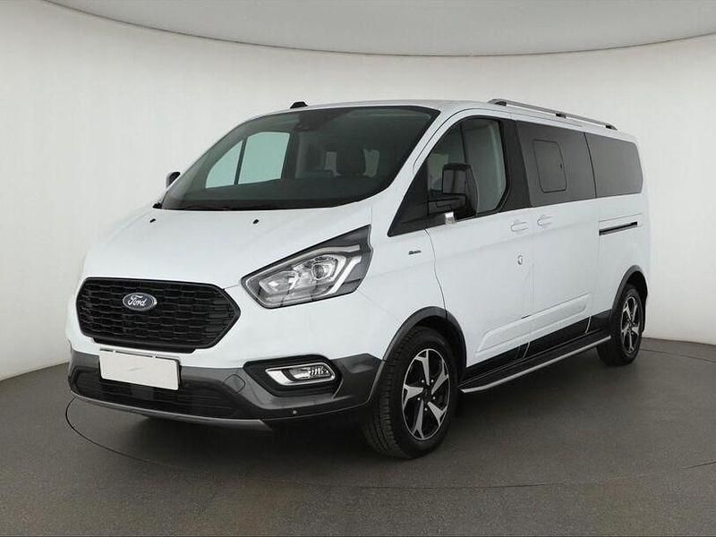 Weiß Gebraucht 2023 Ford Tourneo Custom Active Van / Kleinbus | 43.740 € (Guter Preis) - Bild 1/4