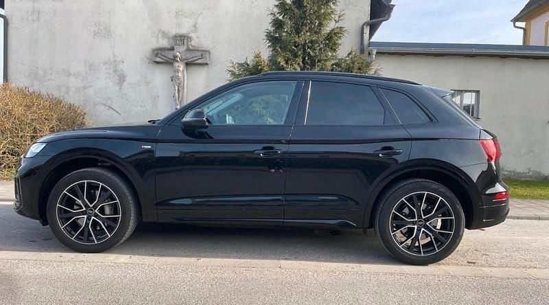 Gebraucht Audi Q5 Ambiente 286 PS (210 kW) 2022 Schwarz SUV