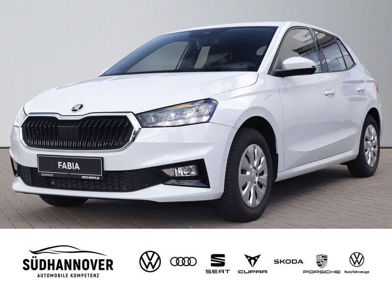 Moonweiss metallic Gebraucht 2024 Skoda Fabia Selection Limousine | 19.890 € (Fairer Preis) - Bild 1/4