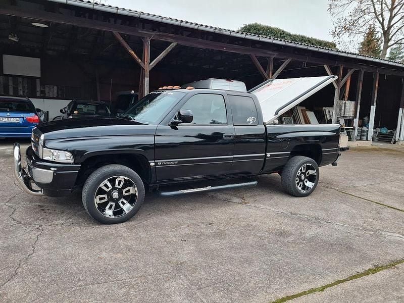 Schwarz Gebraucht 1999 Dodge Ram Abholung | 16.900 € - Bild 1/4