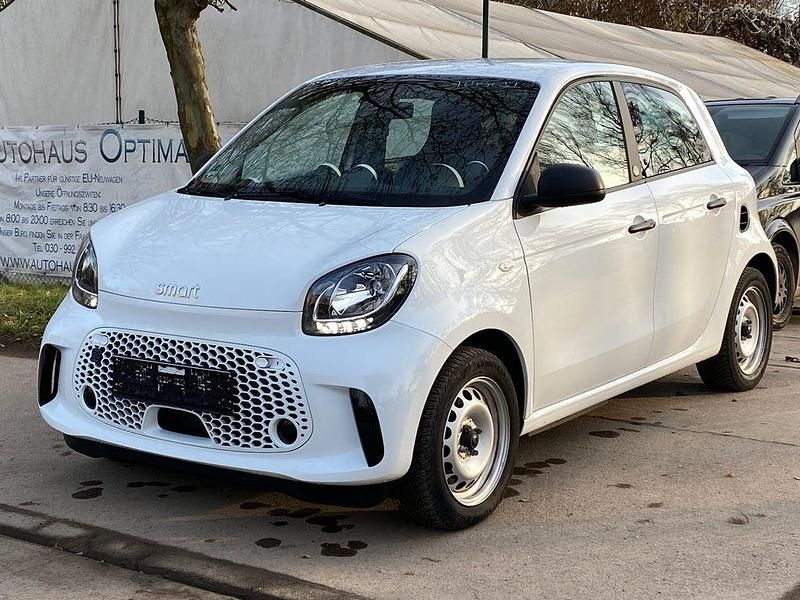 Gebraucht Smart ForFour Electric Drive 60 kW (82 PS) 2020 Weiß Limousine