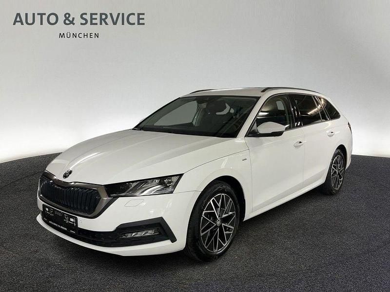 Weiß Gebraucht 2022 Skoda Octavia Clever Kombi | 27.960 € (Fairer Preis) - Bild 1/4