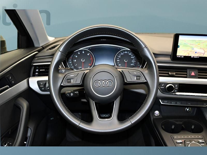 Gebraucht Audi A4 190 PS (139 kW) 2019 Grau Kombi