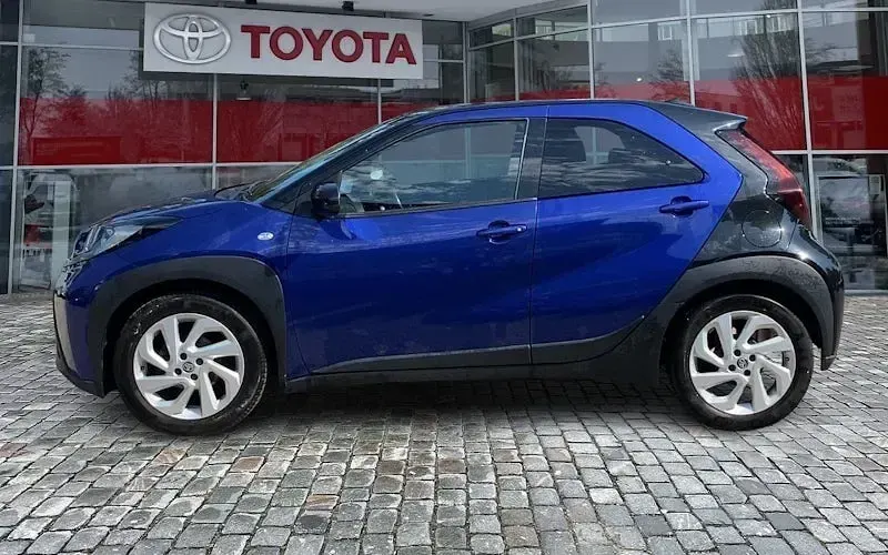 Gebraucht Toyota Aygo X Pulse 72 PS (52 kW) 2022 Schwarz SUV