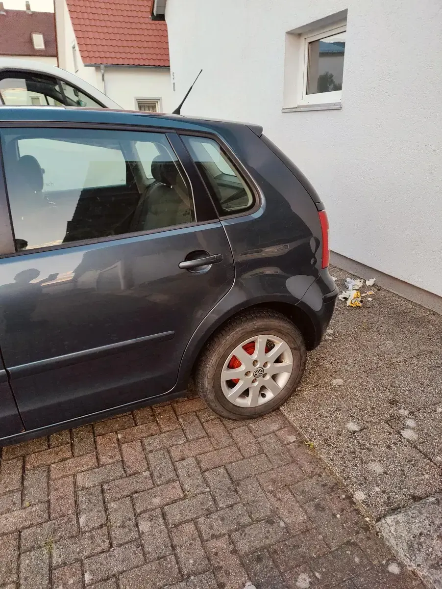 Gebraucht VW Polo 75 PS (55 kW) 2005 Blau Limousine