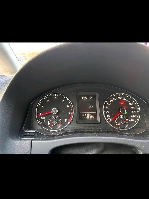 Gebraucht VW Golf VI 122 PS (89 kW) 2011 Grau Kleinwagen