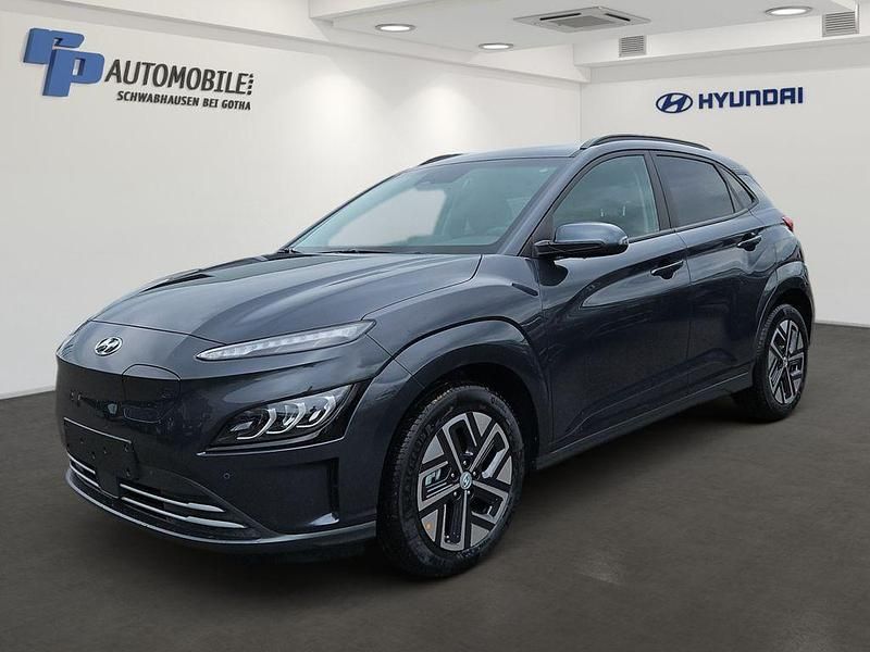 Dark knight Gebraucht 2022 Hyundai Kona Trend SUV | 25.990 € - Bild 1/4