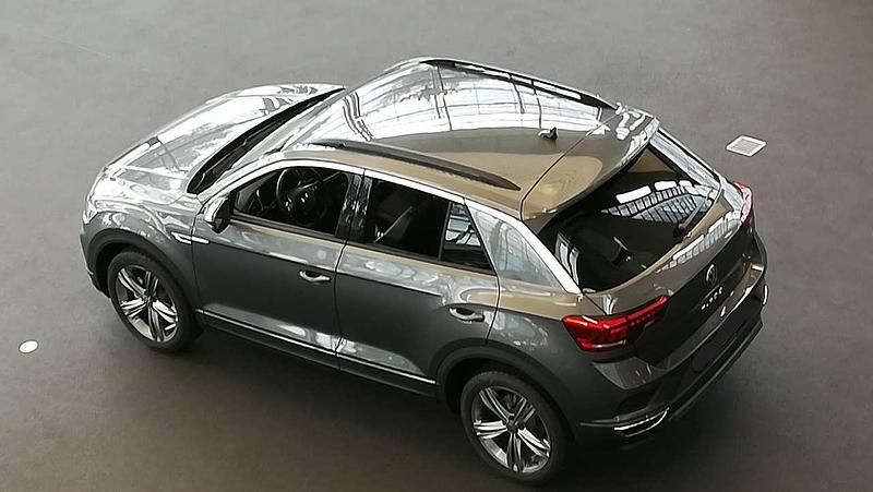 Grau Gebraucht 2022 VW T-Roc R-line SUV | 24.200 € (Superpreis) - Bild 1/4