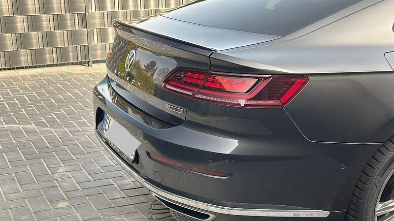 Gebraucht VW Arteon R-line 239 PS (175 kW) 2018 Schwarz Kleinwagen