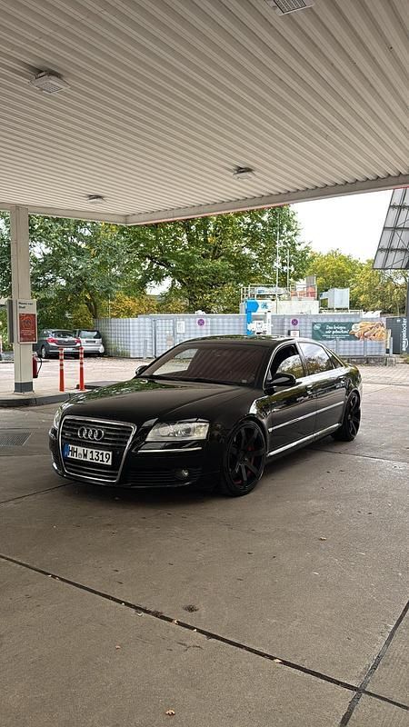 Schwarz Gebraucht 2005 Audi A8L W12 Limousine | 12.000 € - Bild 1/4